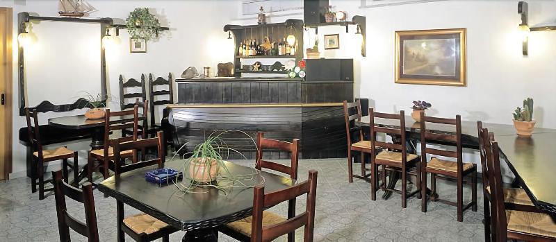 Hotel Torre Antica Лоано Экстерьер фото